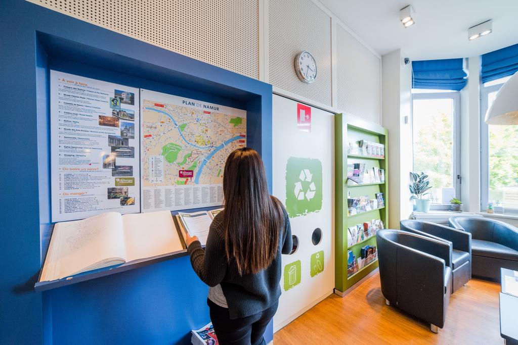 Auberge De Jeunesse De Namur Eksteriør bilde