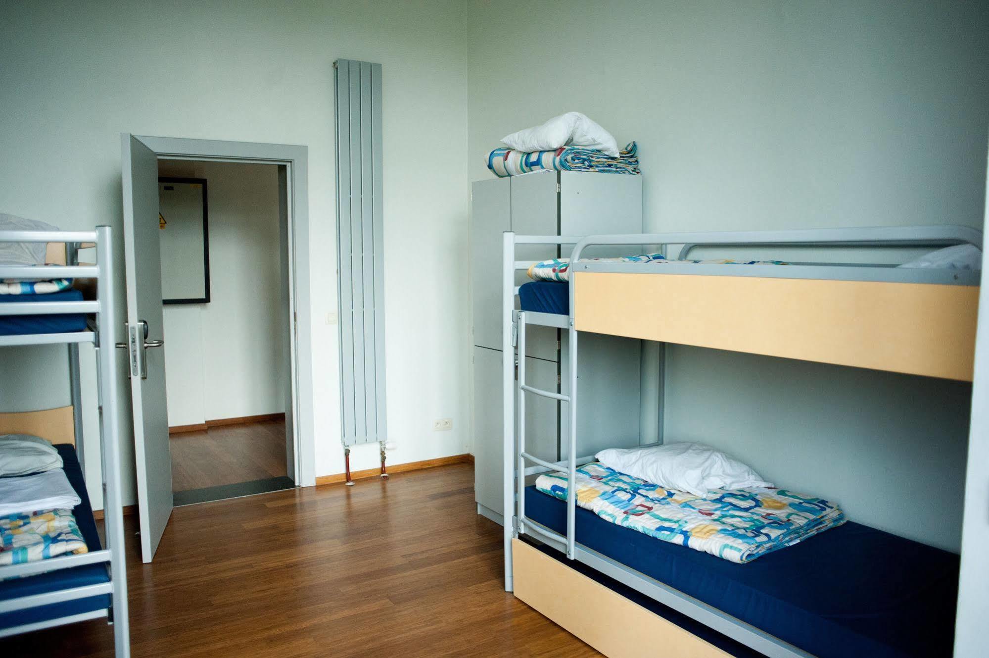 Auberge De Jeunesse De Namur Eksteriør bilde